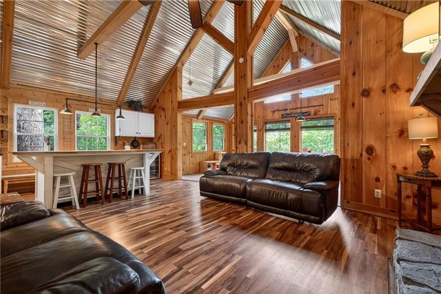 113 Lucerne Place, Sautee Nacoochee, GA 30571
