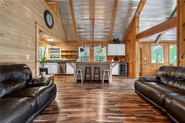 113 Lucerne Place, Sautee Nacoochee, GA 30571