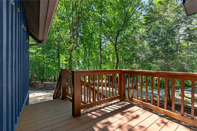 113 Lucerne Place, Sautee Nacoochee, GA 30571