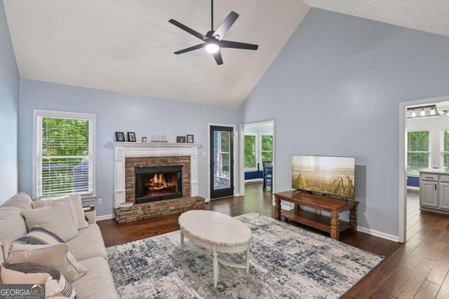 421 Middle Valley Lane, Woodstock, GA 30189