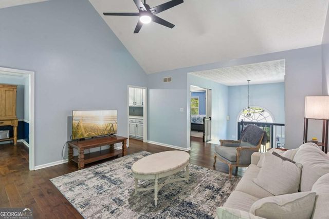 421 Middle Valley Lane, Woodstock, GA 30189