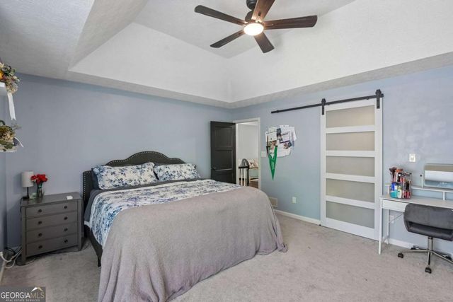 421 Middle Valley Lane, Woodstock, GA 30189