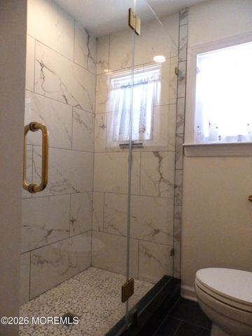 543 Hollywood Avenue, Toms River, NJ 08753