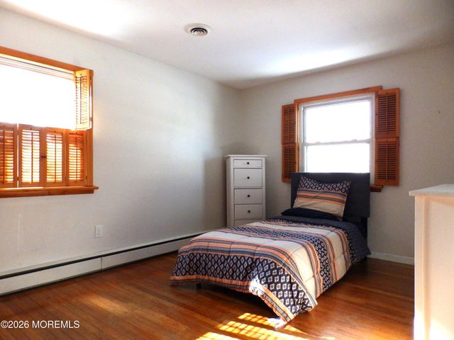 543 Hollywood Avenue, Toms River, NJ 08753