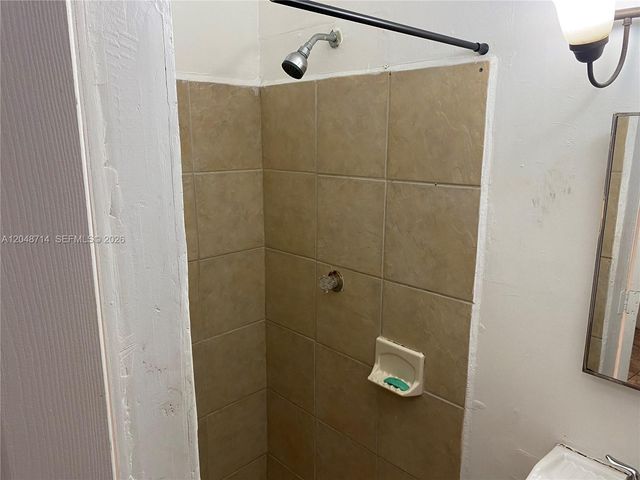 2460 NW 15th Street 4, Miami, FL 33125