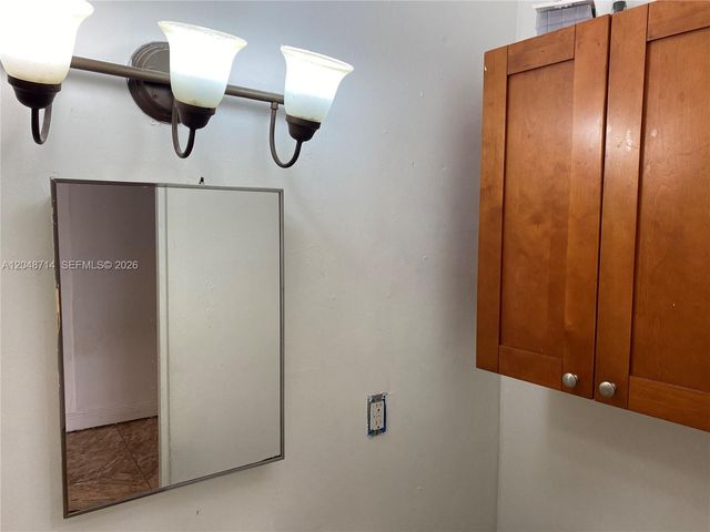 2460 NW 15th Street 4, Miami, FL 33125