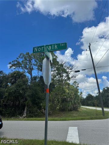 1271 Beach ST, Port Charlotte, FL 33953