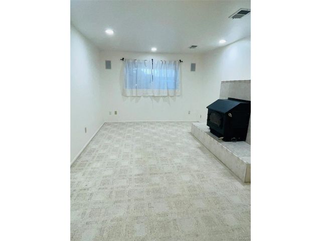 8005 W Ontario Pl, Littleton, CO 80128