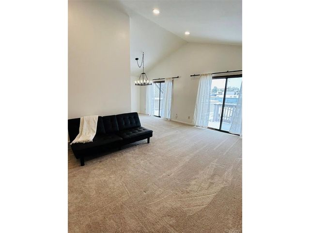 8005 W Ontario Pl, Littleton, CO 80128