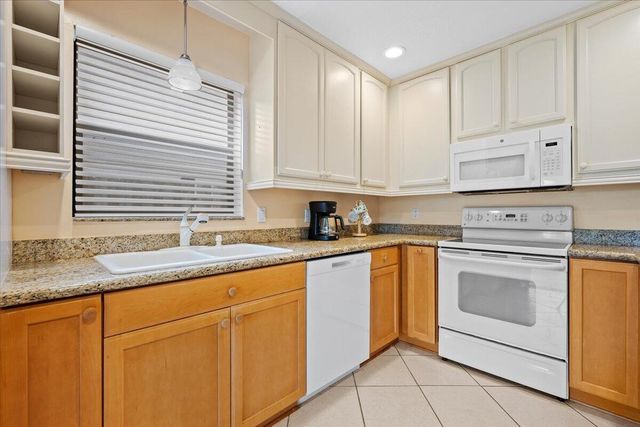 1419 Riverside Circle, Wellington, FL 33414