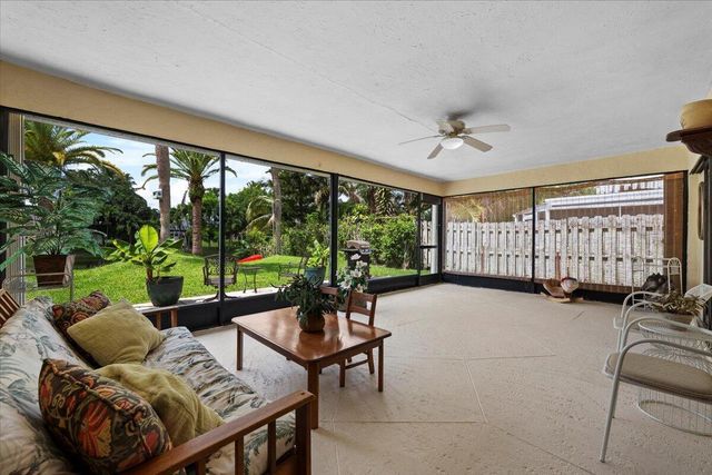 1419 Riverside Circle, Wellington, FL 33414