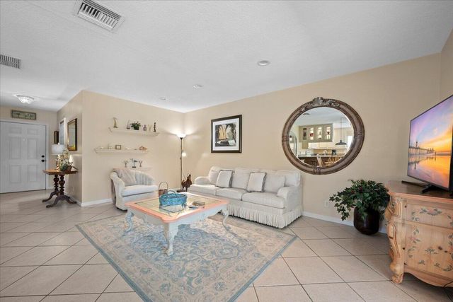 1419 Riverside Circle, Wellington, FL 33414