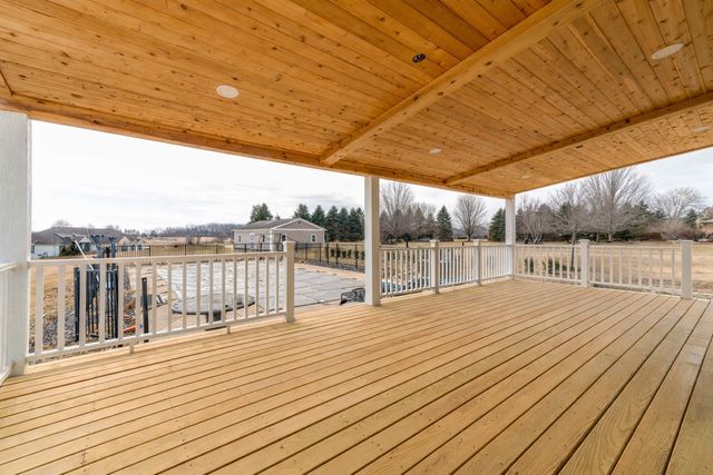 W1461 Maureen Court, Lake Geneva, WI 53147