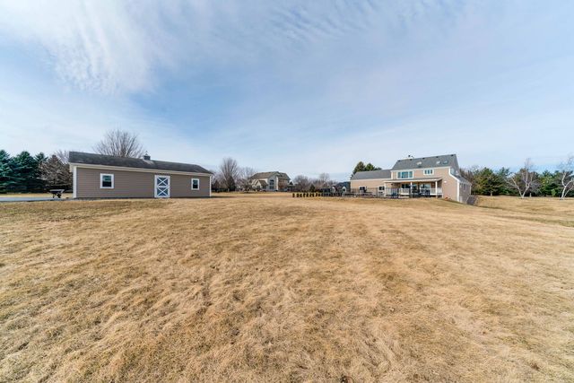 W1461 Maureen Court, Lake Geneva, WI 53147