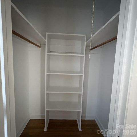 607 12th Avenue NE, Hickory, NC 28601