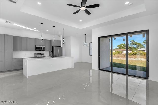 3409 24th ST SW, Lehigh Acres, FL 33976