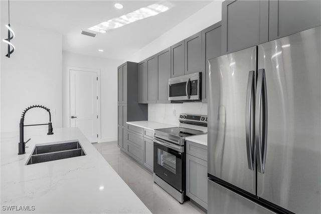 3409 24th ST SW, Lehigh Acres, FL 33976