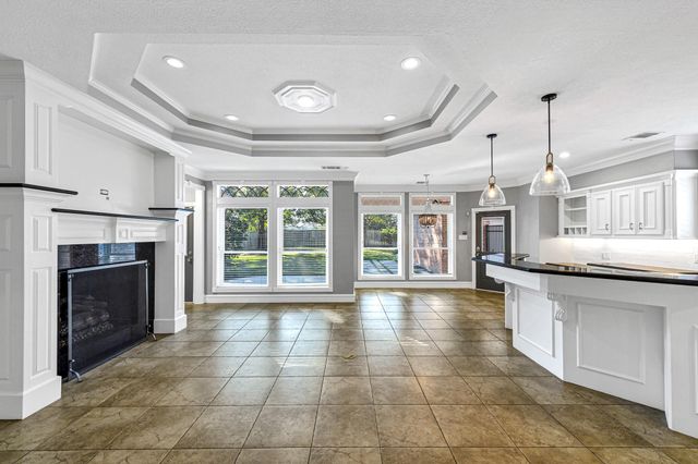 19311 Kessington Lane, Houston, TX 77094