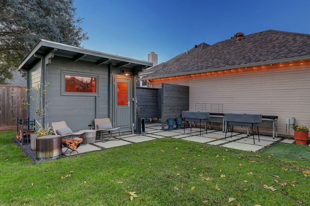 19311 Kessington Lane, Houston, TX 77094