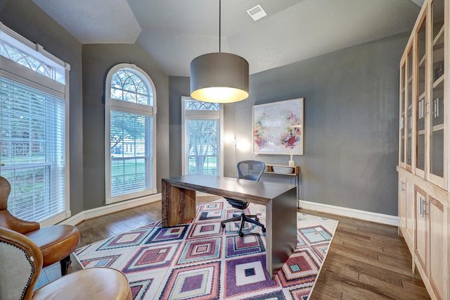 19311 Kessington Lane, Houston, TX 77094