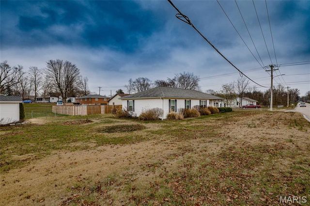 507 Pine Street, Farmington, MO 63640