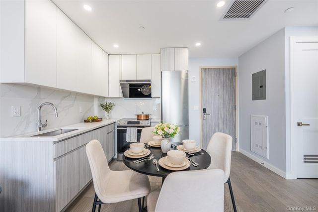 134-11 Franklin Avenue 7E, Flushing, NY 11355