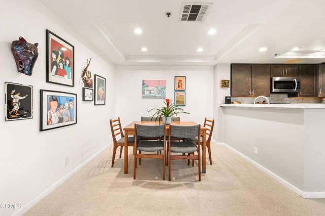 880 W 1st Street 302, Los Angeles, CA 90012