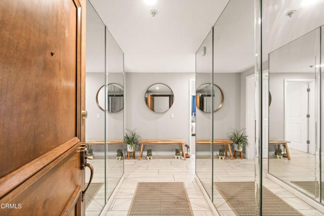 880 W 1st Street 302, Los Angeles, CA 90012