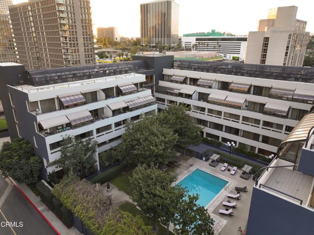 880 W 1st Street 302, Los Angeles, CA 90012