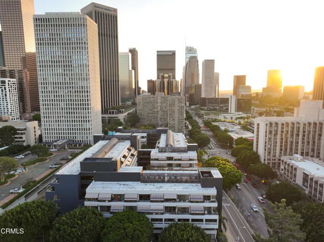880 W 1st Street 302, Los Angeles, CA 90012