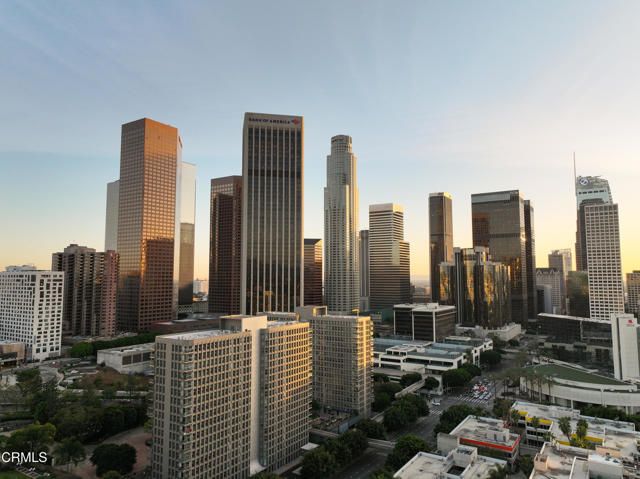 880 W 1st Street 302, Los Angeles, CA 90012