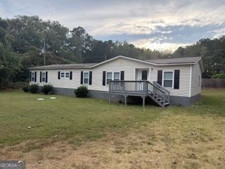 2664 Zingara Road NE, Conyers, GA 30012
