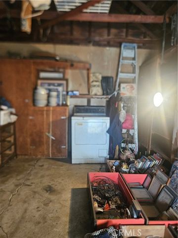 123 Douglas Street, Bakersfield, CA 93308