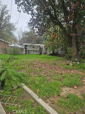 123 Douglas Street, Bakersfield, CA 93308