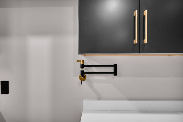 5021 Private Road 9005, West Plains, MO 65775