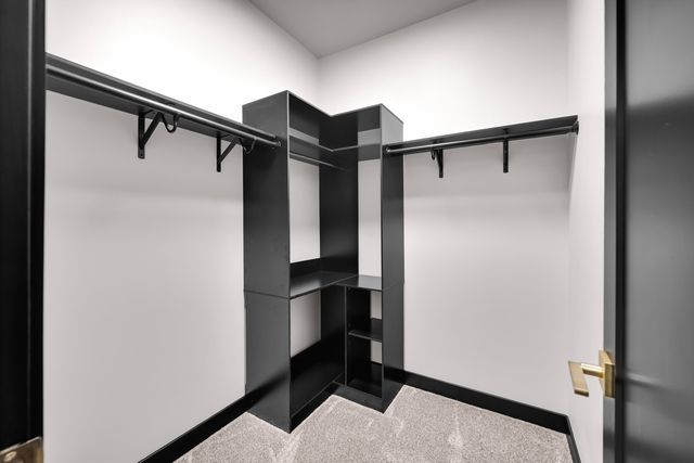 5021 Private Road 9005, West Plains, MO 65775