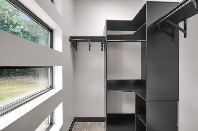 5021 Private Road 9005, West Plains, MO 65775