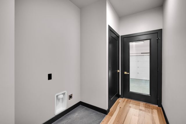 5021 Private Road 9005, West Plains, MO 65775