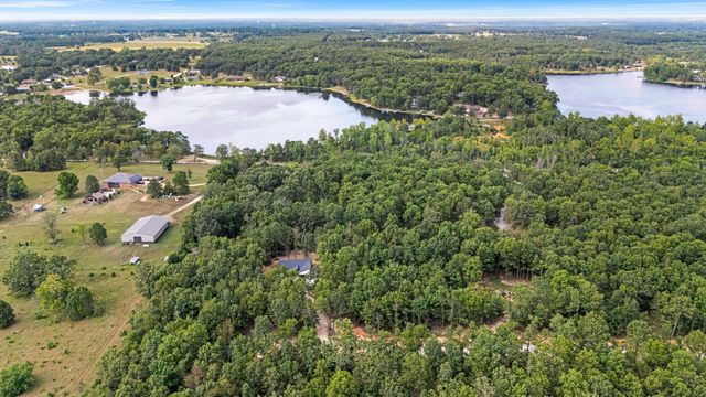 5021 Private Road 9005, West Plains, MO 65775