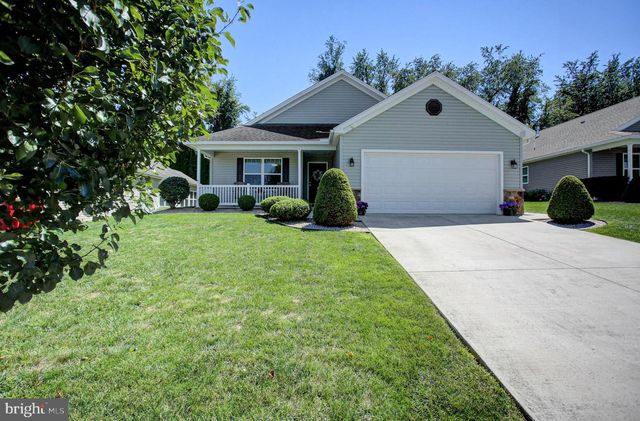 13 COLONIAL CT, Shippensburg, PA 17257