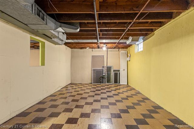 8054 Robinson Avenue, Allen Park, MI 48101