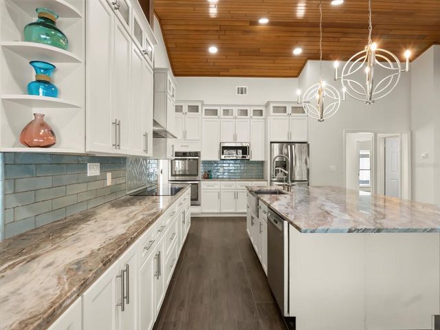 8719 S BAY DRIVE, Orlando, FL 32819