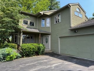 125 Woodspath Road, Salina, NY 13090