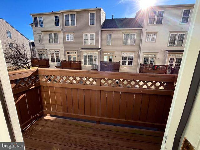 8179 SKELTON CIR, Falls Church, VA 22042