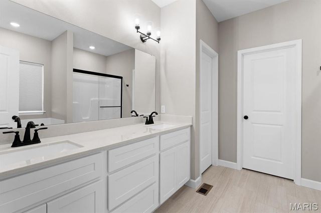 755 Seagate Drive, O'fallon, IL 62269