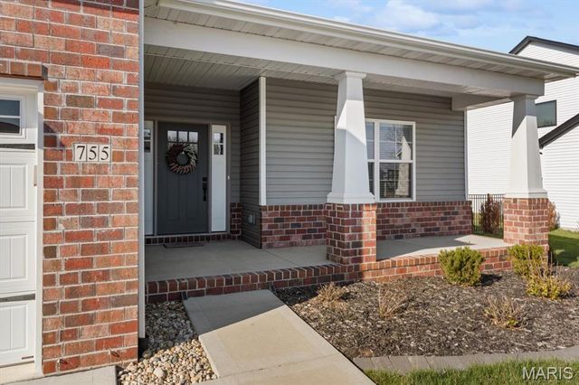 755 Seagate Drive, O'fallon, IL 62269