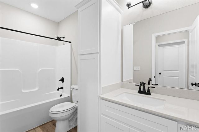 755 Seagate Drive, O'fallon, IL 62269