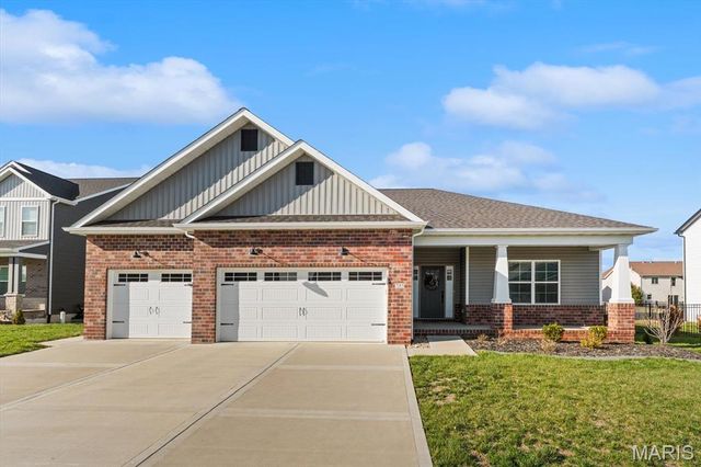 755 Seagate Drive, O'fallon, IL 62269