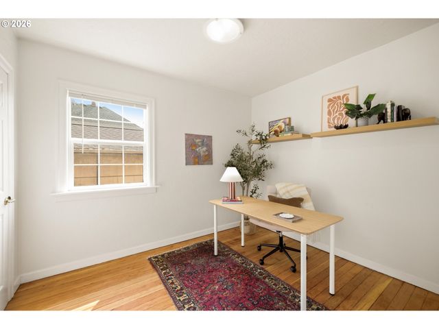 946 Se NEHALEM St, Portland, OR 97202