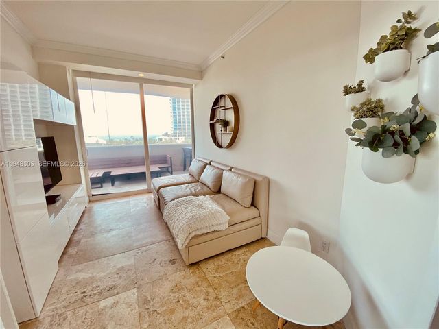 300 S Pointe Dr 705, Miami Beach, FL 33139